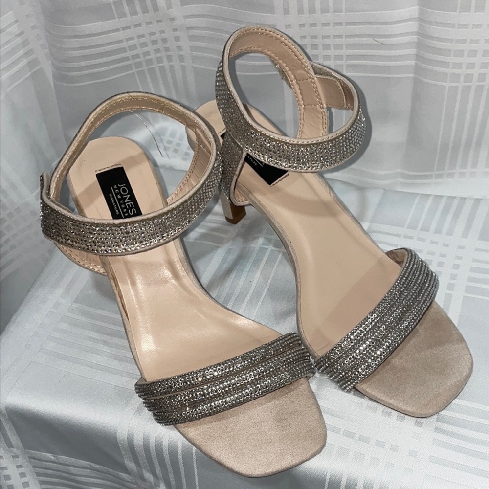 Jones New York Women's Silver Heeled Sandals